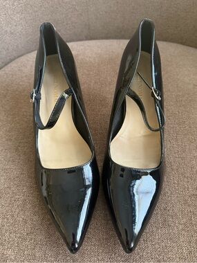 Bruno Magli Black Patent Mary Jane Pointed Pumps EU 42